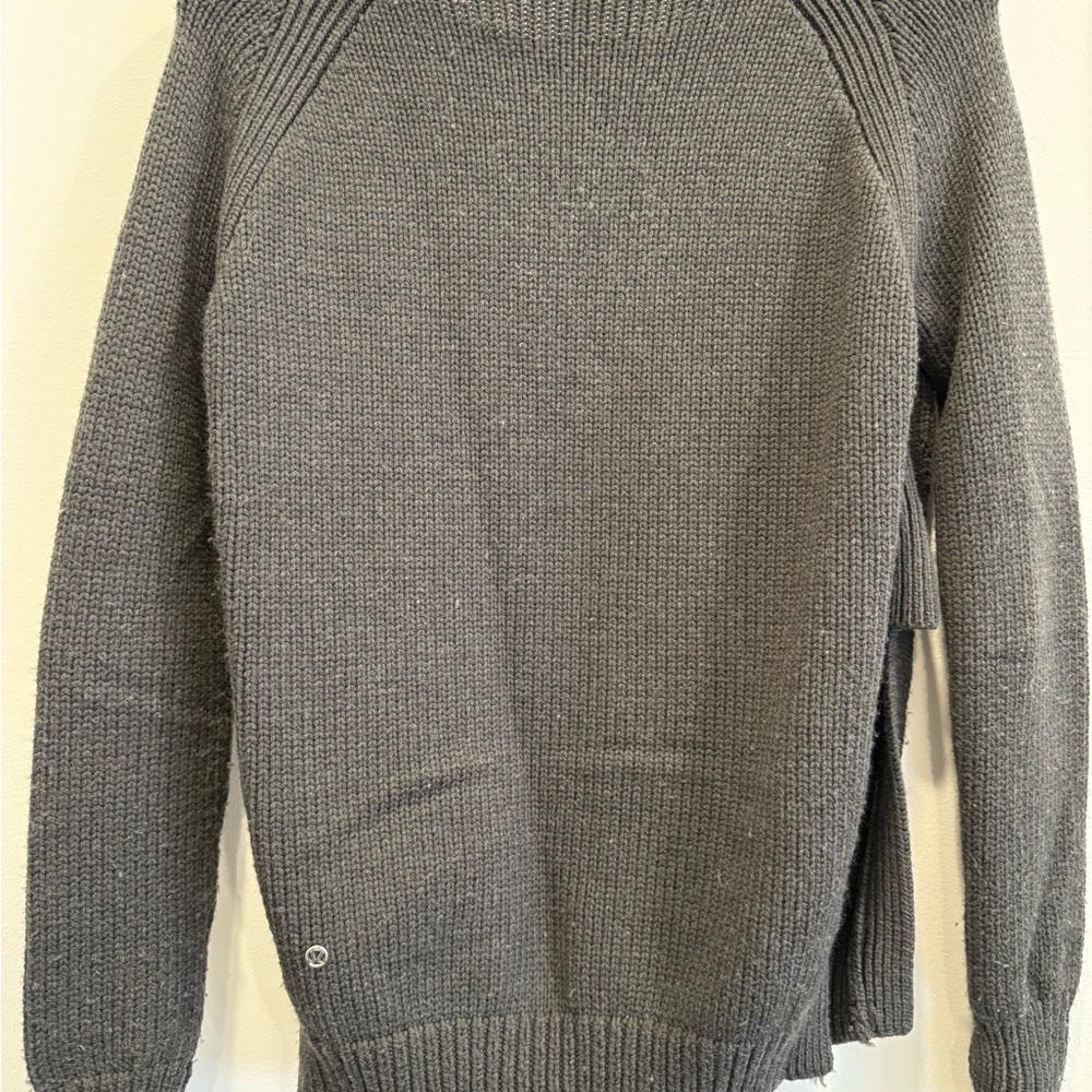 Women's Lululemon Gray Sweater - Picture 3 of 3